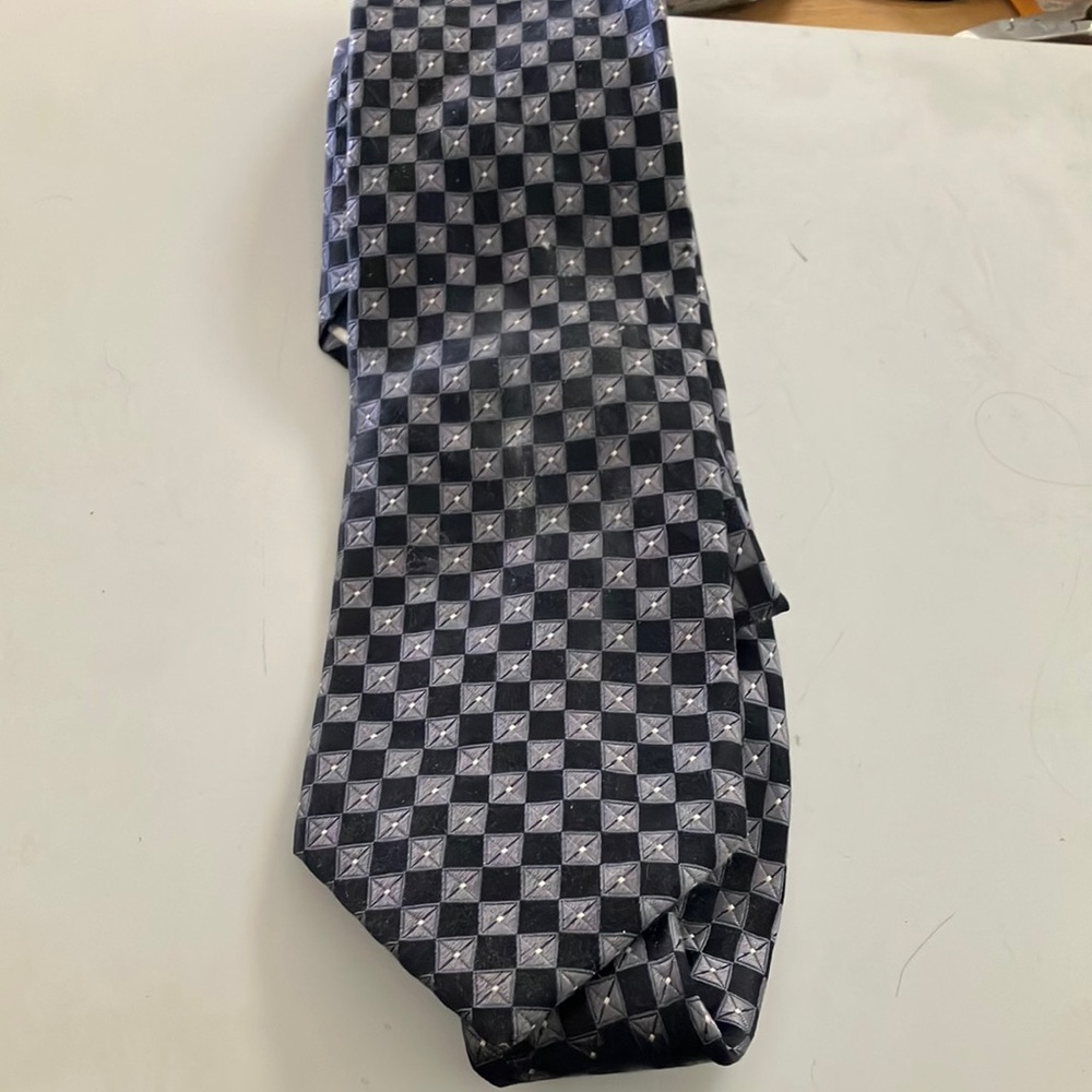FINAL MARKDOWN Sean John Elegant Black and Gray Men's Tie